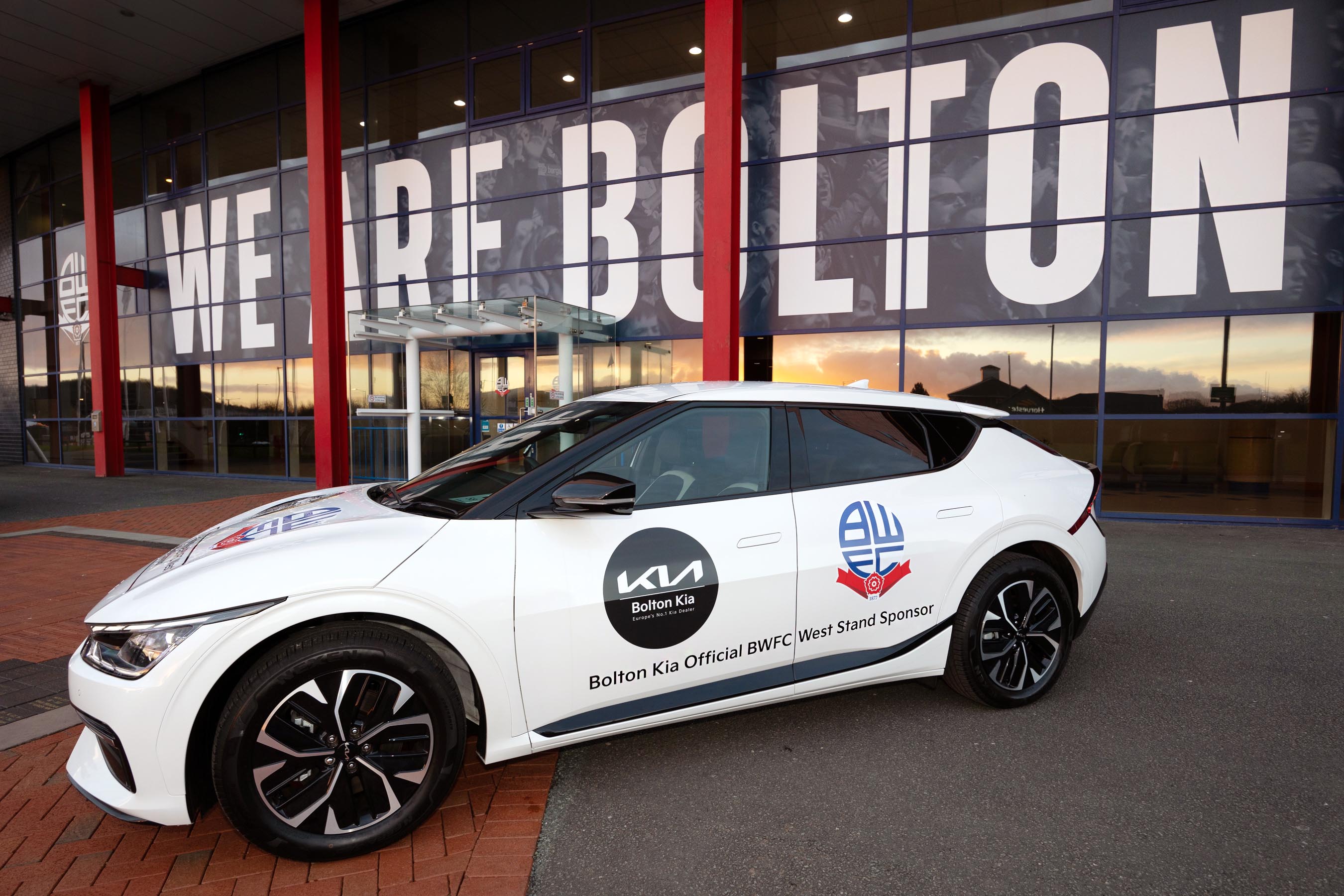 Bolton Kia Continue Club Sponsorship Bolton Wanderers FC